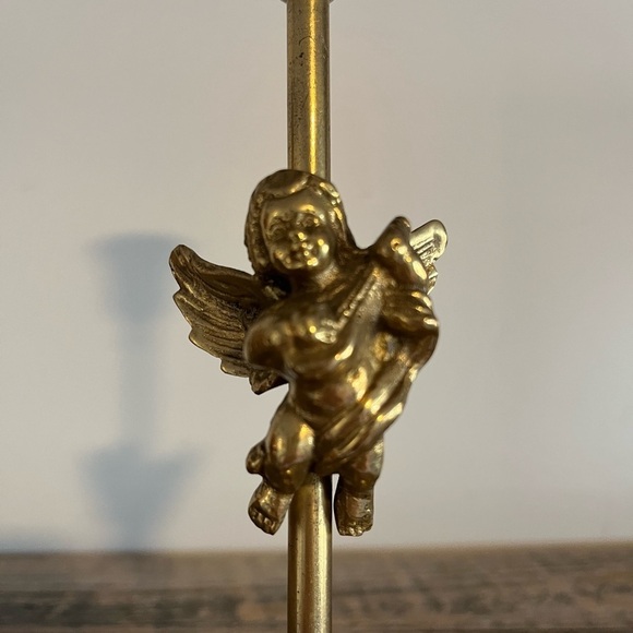 Brass with angel candlestick - Picture 2 of 4